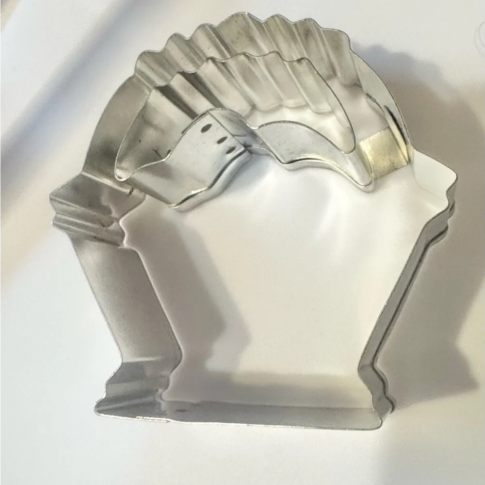 NEW WILLIAMS SONOMA Easter cookie cutters metal baking